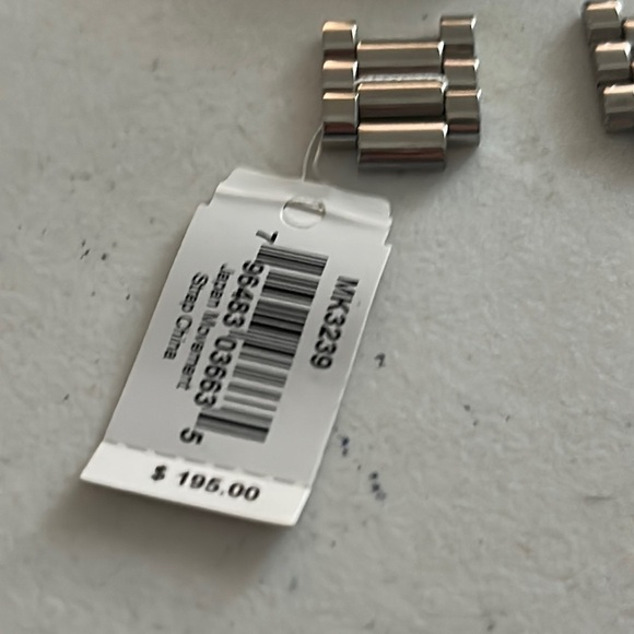 Michael Kore Slim Runway Light Pink Dial Stainless Steel Bracelet Watch MK3239 - Picture 3 of 9